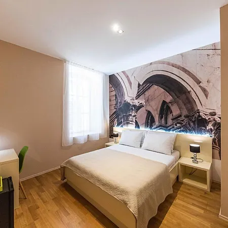 Pjaca Gostinjska kuća Split