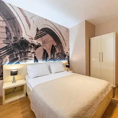 Gæstehus Pjaca 4*