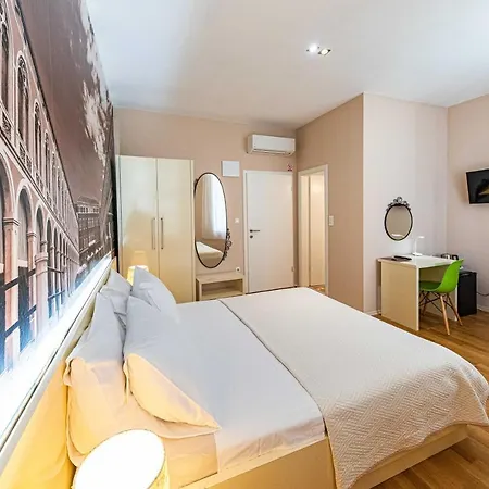 Pjaca Gostinjska kuća